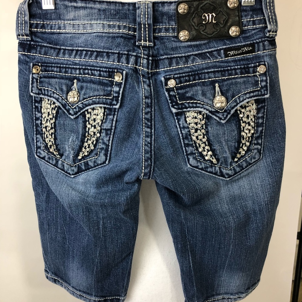 Miss Me Bermuda Shorts Angel Wings Sz 25